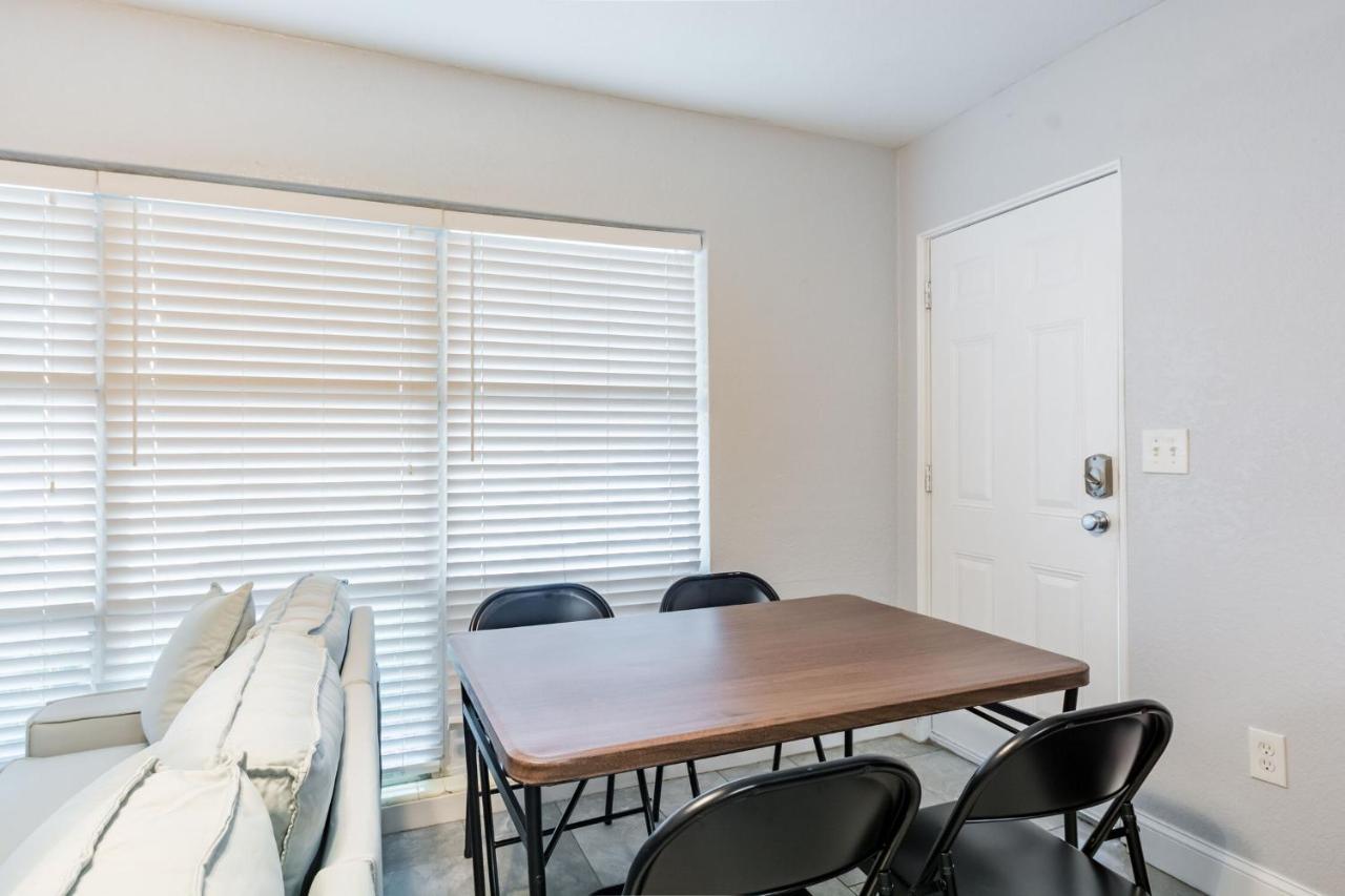 Golf View Villas With Private Jacuzzi'S & Grill Tampa Bagian luar foto